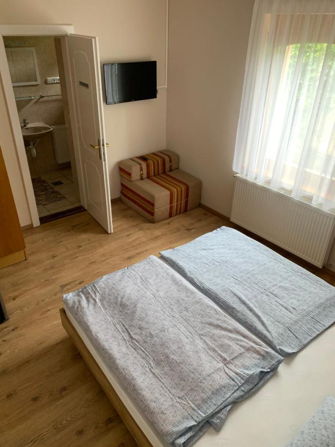 Zsuzsa Apartman Hajdúszoboszló Zewnętrze zdjęcie