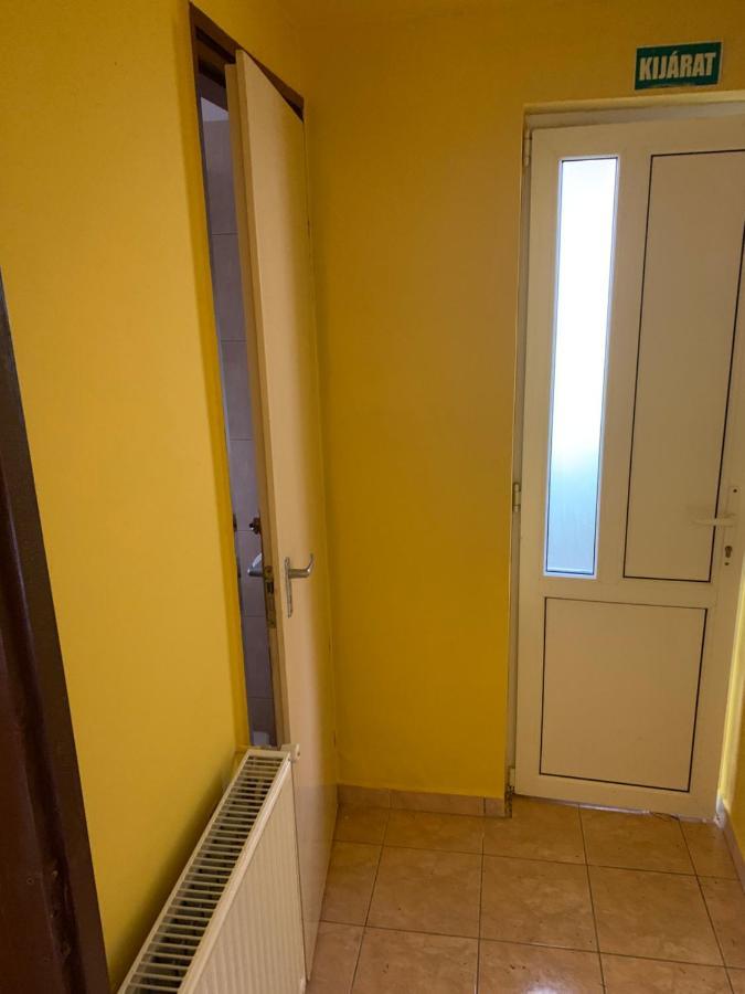 Zsuzsa Apartman Hajdúszoboszló Zewnętrze zdjęcie