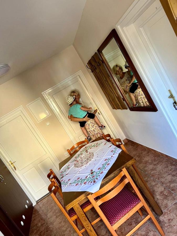 Zsuzsa Apartman Hajdúszoboszló Zewnętrze zdjęcie