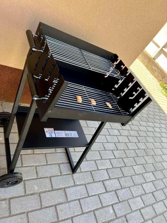 Zsuzsa Apartman Hajdúszoboszló Zewnętrze zdjęcie